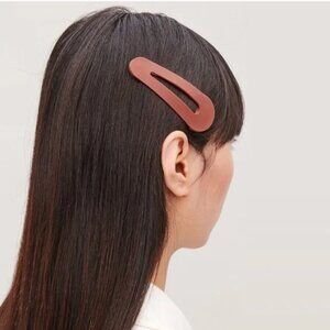 COS Large Rust Silicone Hair Clip